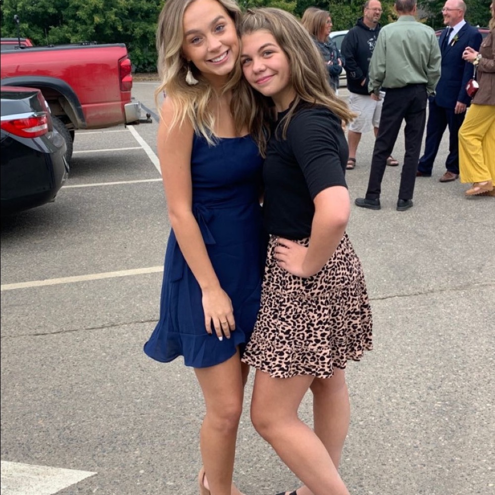navy blue dress